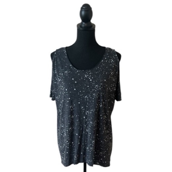 Rock & Republic Cold Shoulder Top-Gray-Size Medium - Picture 1 of 6